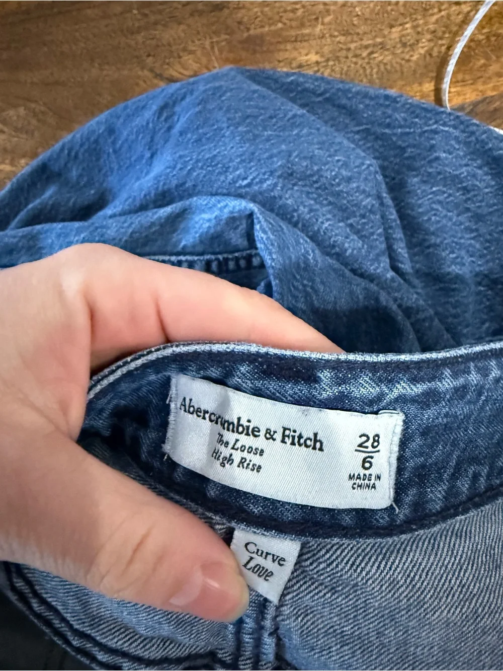 Abercrombie & Fitch Curve Love Loose High Rise Jeans